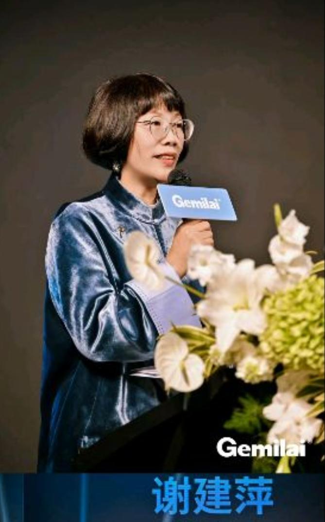 罗马诺：曼联2月就和安德雷桑托斯经纪人沟通，维韦尔了解他